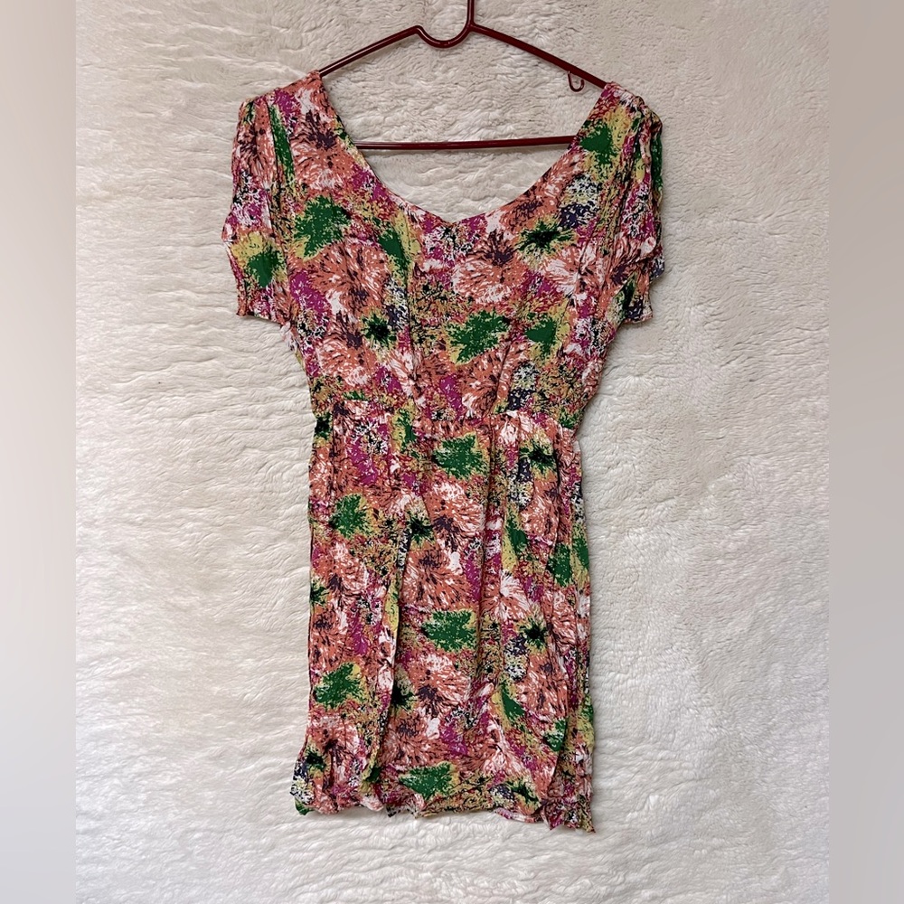 New with tags multi color print Katie short sleeve dress with back tie. Small